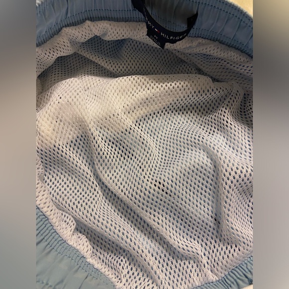 Tommy Hilfiger baby blue standard 7” swim trunks size Medium - Picture 7 of 12
